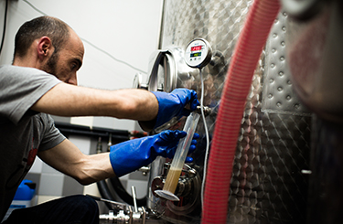 Brasserie de la Goutte d'or tenu par Thierry Roche.