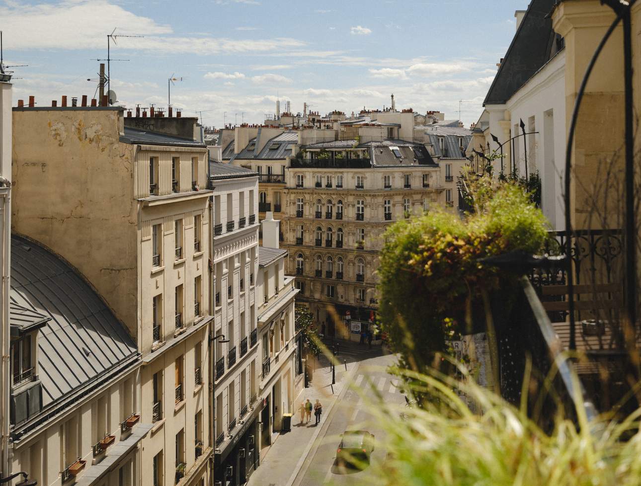 view-room-paris-pigalle-hotel