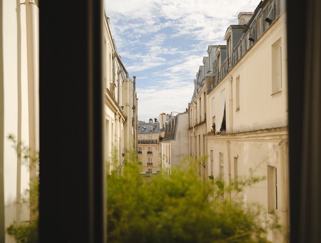 le-pigalle-hotel-room-view-1